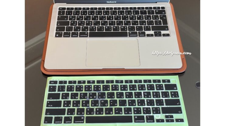MacBook Air用のタイ語（タイ文字）シリコンキーボードカバー